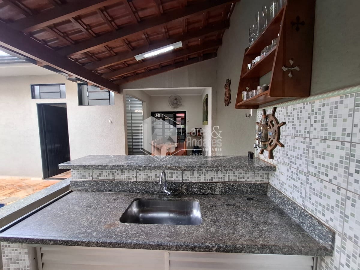 Casa à venda com 3 quartos, 211m² - Foto 23