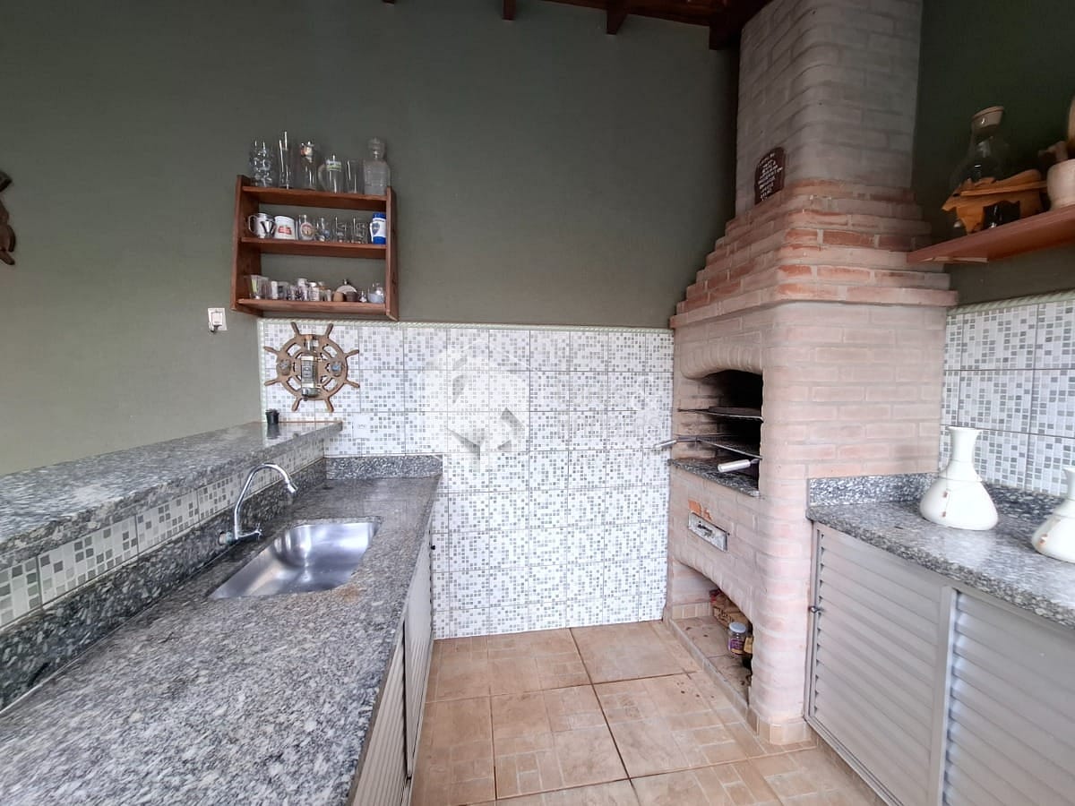 Casa à venda com 3 quartos, 211m² - Foto 26