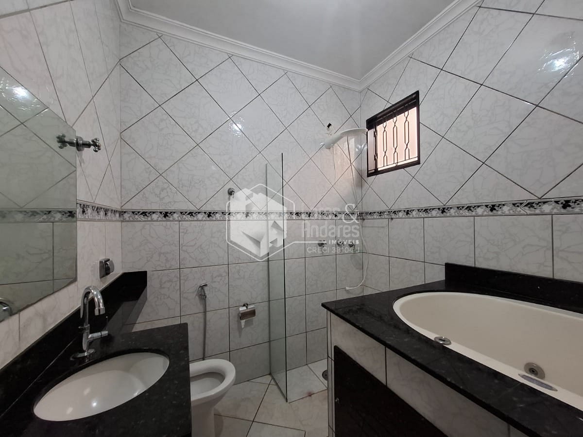 Casa à venda com 3 quartos, 211m² - Foto 10