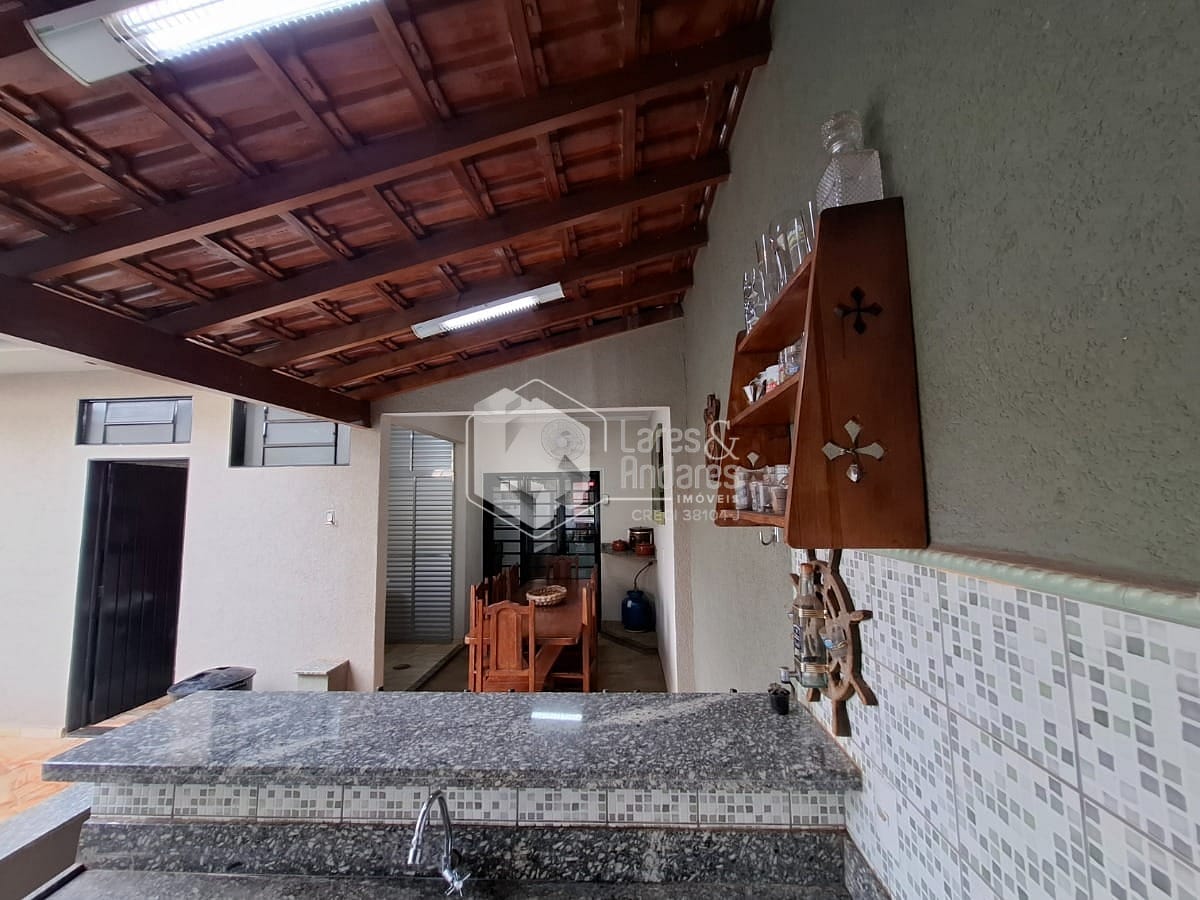 Casa à venda com 3 quartos, 211m² - Foto 24