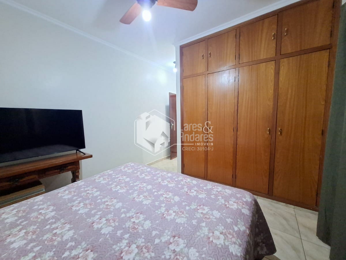 Casa à venda com 3 quartos, 211m² - Foto 9