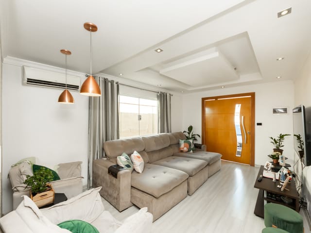 Casa com 250m² 4 quartos e 6 banheiros, à venda, no bairro Jardim Virginia Bianca em São Paulo