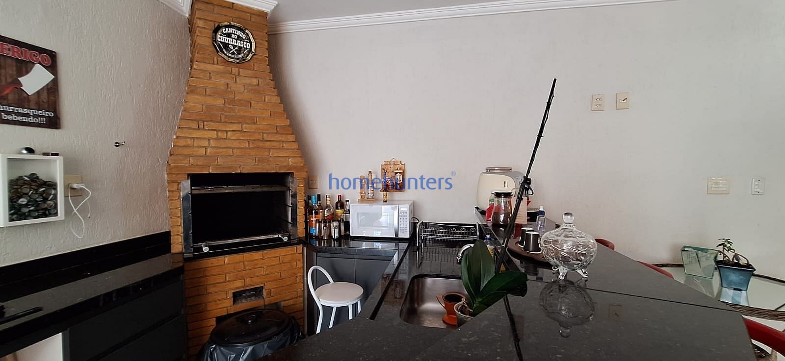Casa à venda com 3 quartos, 217m² - Foto 8
