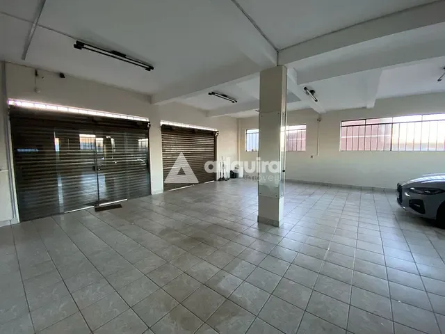 Casa com 420m², à venda, no bairro Nova Rússia em Ponta Grossa