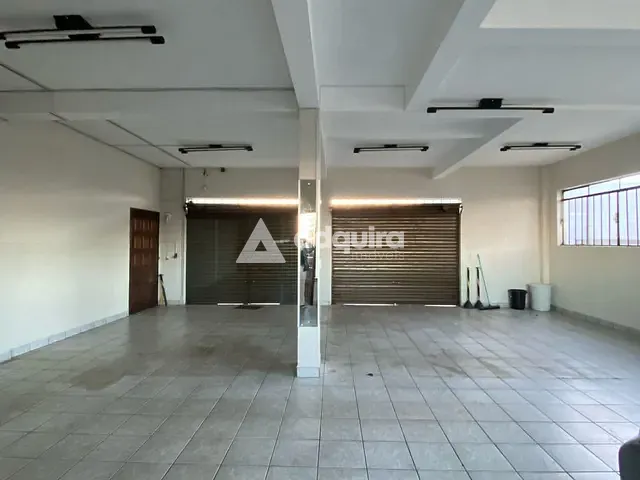 Casa com 420m², à venda, no bairro Nova Rússia em Ponta Grossa