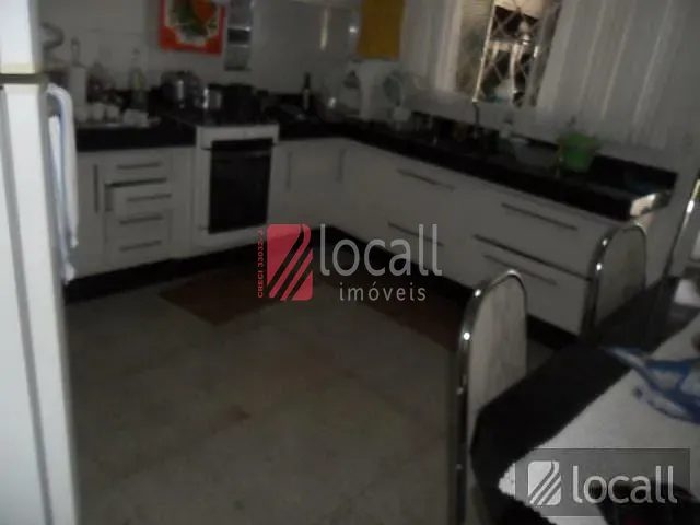 Casa com 3 quartos à venda, 155m² — foto 3 de 20