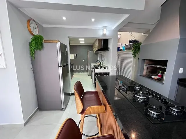 Casa com 153m² 3 quartos e 4 banheiros, à venda, no bairro Parque Campolim em Sorocaba