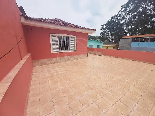 Casa com 250m² 3 quartos e 2 banheiros, à venda, no bairro Parque Santa Cecília em São Paulo