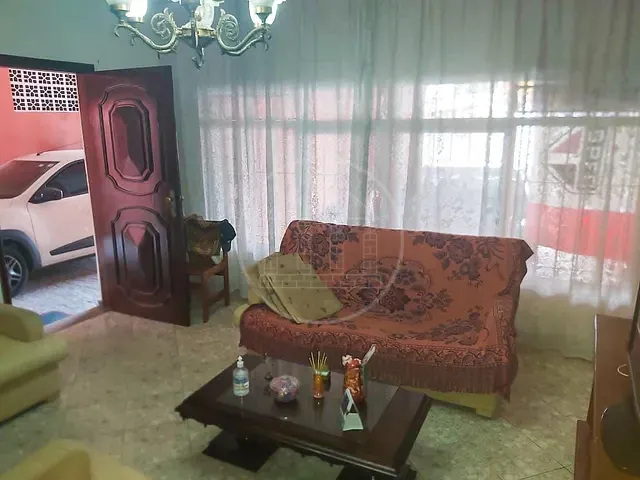 Casa com 250m² 3 quartos e 2 banheiros, à venda, no bairro Parque Santa Cecília em São Paulo