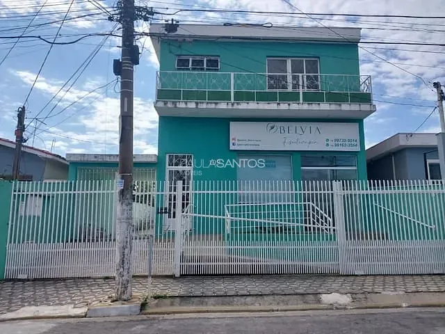 Casa com 300m² 4 quartos e 4 banheiros, à venda, no bairro Rio Acima em Votorantim