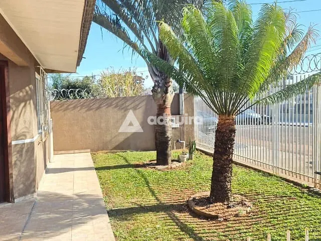 Casa 3 quartos e 2 banheiros, à venda, no bairro Uvaranas em Ponta Grossa