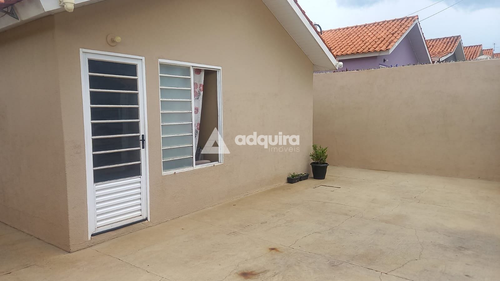Casa à venda com 2 quartos, 60m² - Foto 5