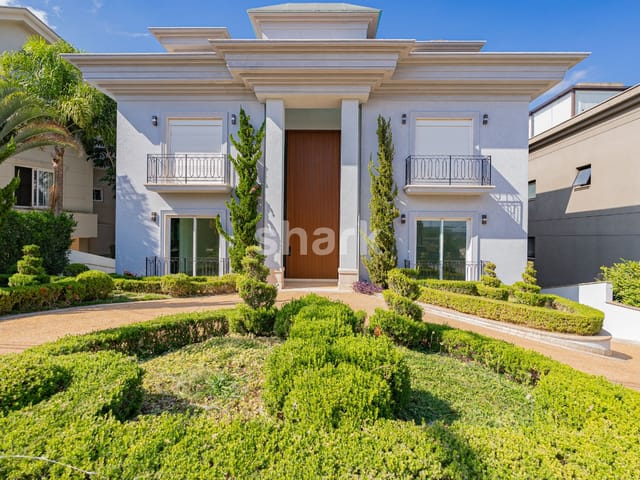 Casa com 1200m² 6 quartos e 10 banheiros, à venda ou para alugar, no bairro Tamboré em Santana de Parnaíba
