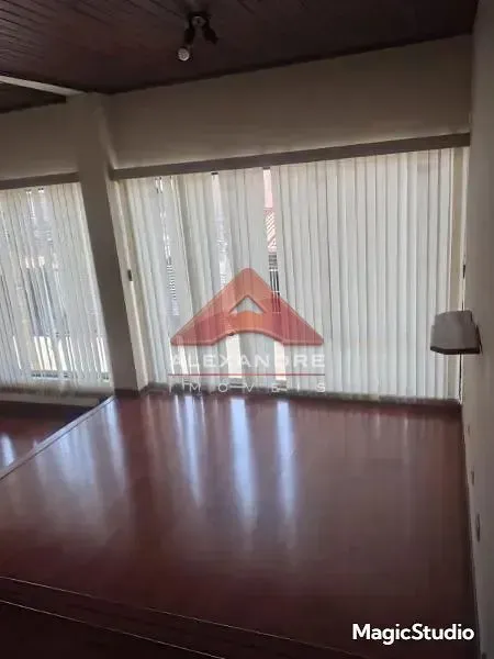 Casa, 3 quartos, 180 m² - Foto 1