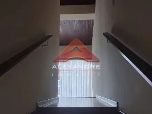 Casa com 10m² 3 quartos e 1 banheiro, à venda, no bairro Residencial Planalto em São José Dos Campos