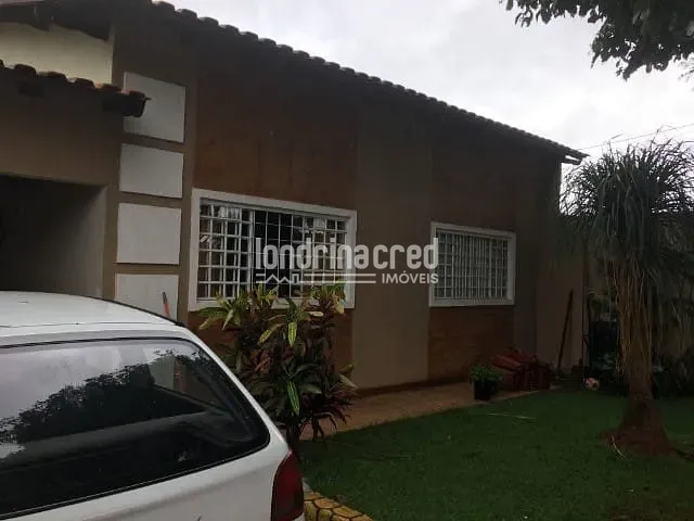 Casa com 250m², à venda, no bairro Jardim Marissol em Londrina