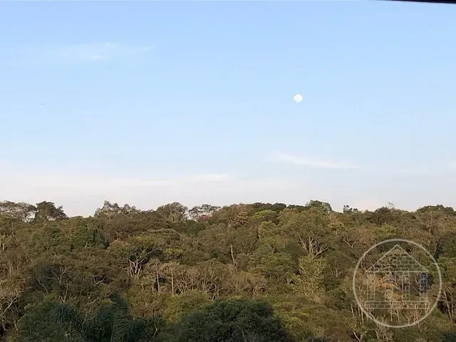 Casa com 715m² 3 quartos e 3 banheiros, à venda, no bairro Loteamento Chacaras Embu-Guacu em Embu-Guaçu
