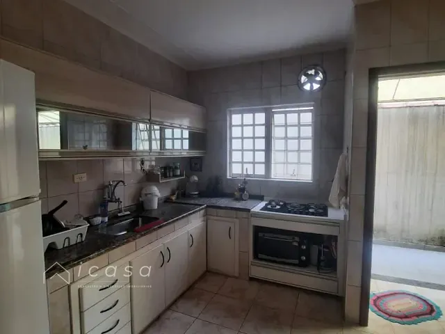 Casa com 150m² 4 quartos e 3 banheiros, à venda, no bairro Jardim América em São José dos Campos