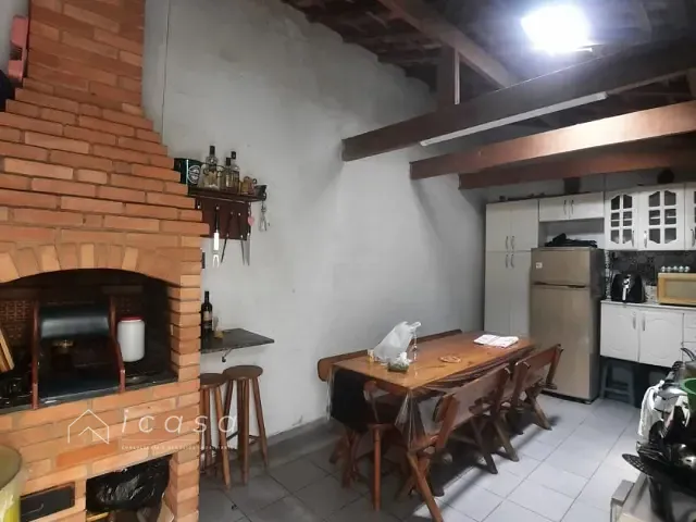 Casa com 150m² 4 quartos e 3 banheiros, à venda, no bairro Jardim América em São José dos Campos
