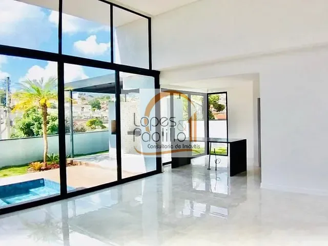 Casa com 480m² 3 quartos e 4 banheiros, à venda, no bairro Jardim Paulista em Atibaia