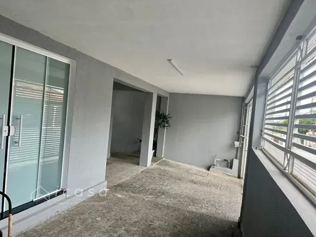 Casa com 300m² 3 quartos e 2 banheiros, à venda, no bairro Vila Santa Izabel em Caçapava