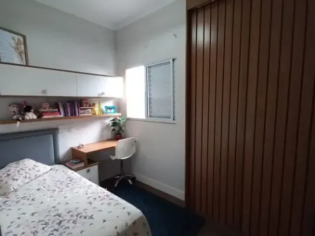 Casa com 145m² 3 quartos e 3 banheiros, à venda, no bairro Vila Santos em Caçapava