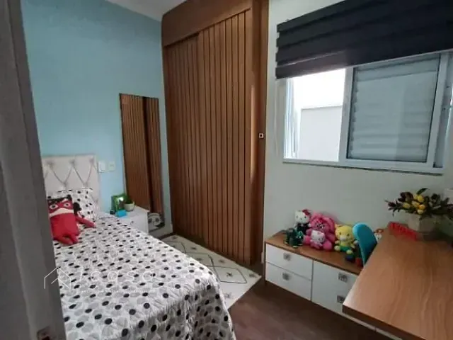Casa com 145m² 3 quartos e 3 banheiros, à venda, no bairro Vila Santos em Caçapava