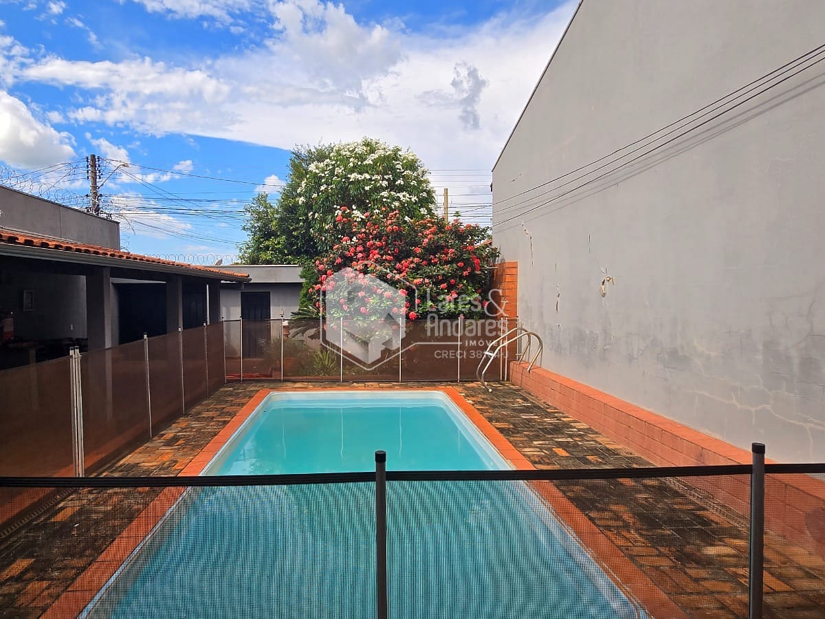 Casa à venda com 2 quartos, 160m² - Foto 12