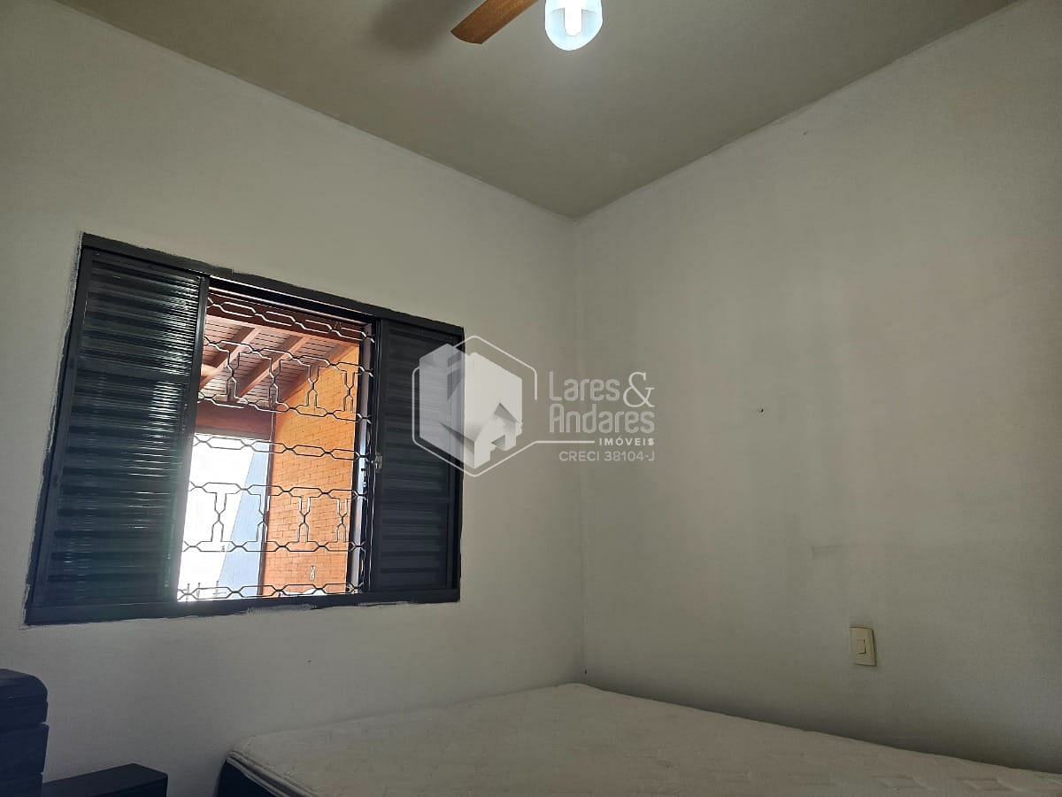Casa à venda com 2 quartos, 160m² - Foto 26