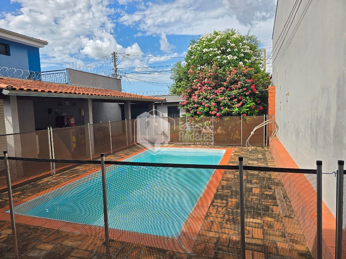 Casa à venda com 2 quartos, 160m² - Foto 15