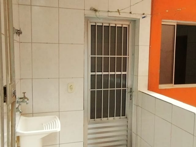 Foto do Casa - Casa para alugar incluso ÁGUA próximo ao CEU do Continental - Guarulhos/SP | Imobiliária Compare