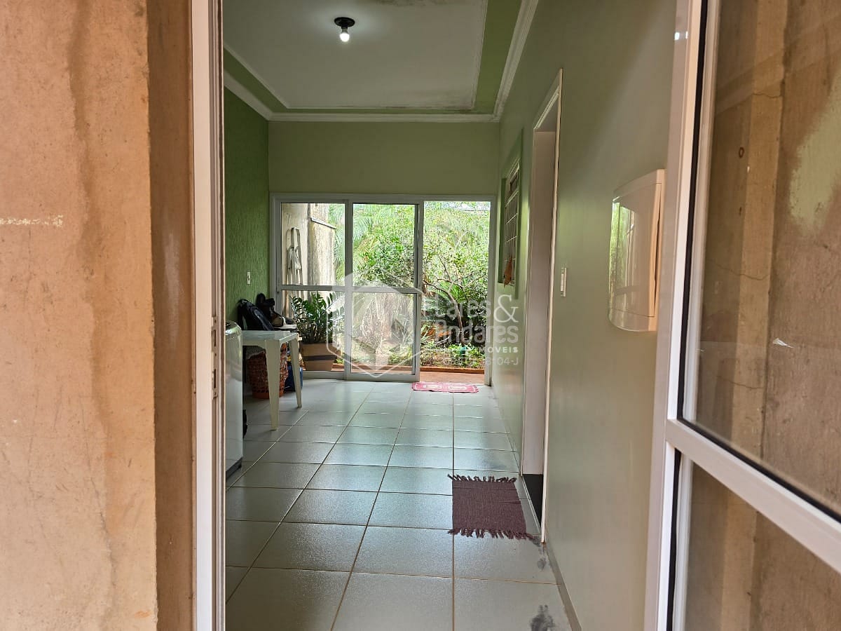 Casa à venda com 3 quartos, 207m² - Foto 9