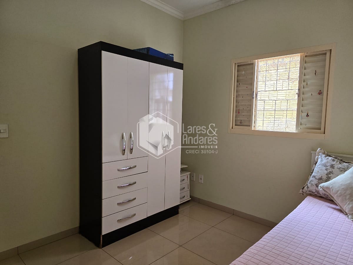 Casa à venda com 3 quartos, 207m² - Foto 12