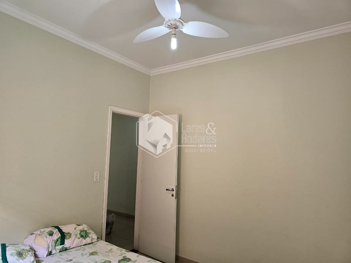 Casa à venda com 3 quartos, 207m² - Foto 15