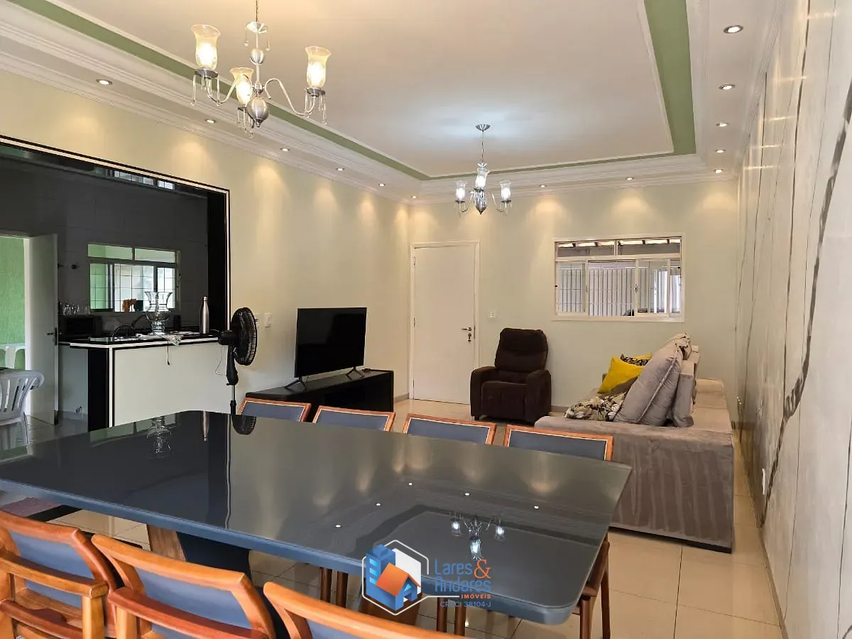 Casa, 3 quartos, 207 m² - Foto 2