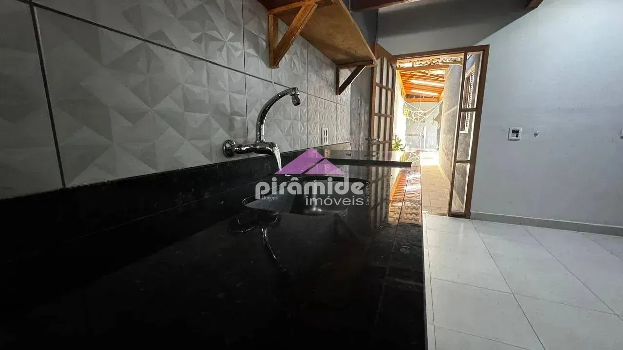 Casa, 2 quartos, 185 m² - Foto 9