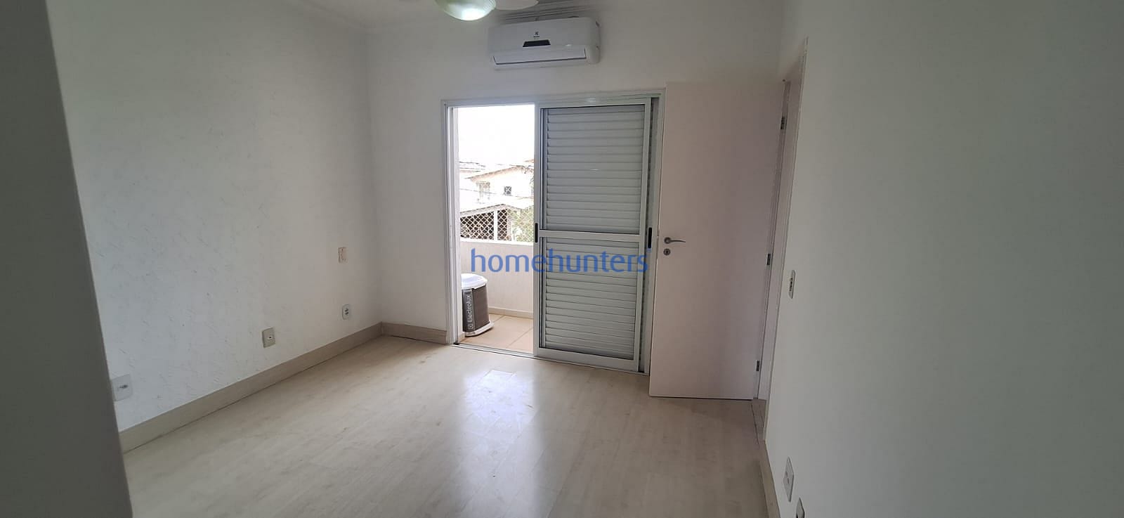 Casa à venda com 3 quartos, 264m² - Foto 15