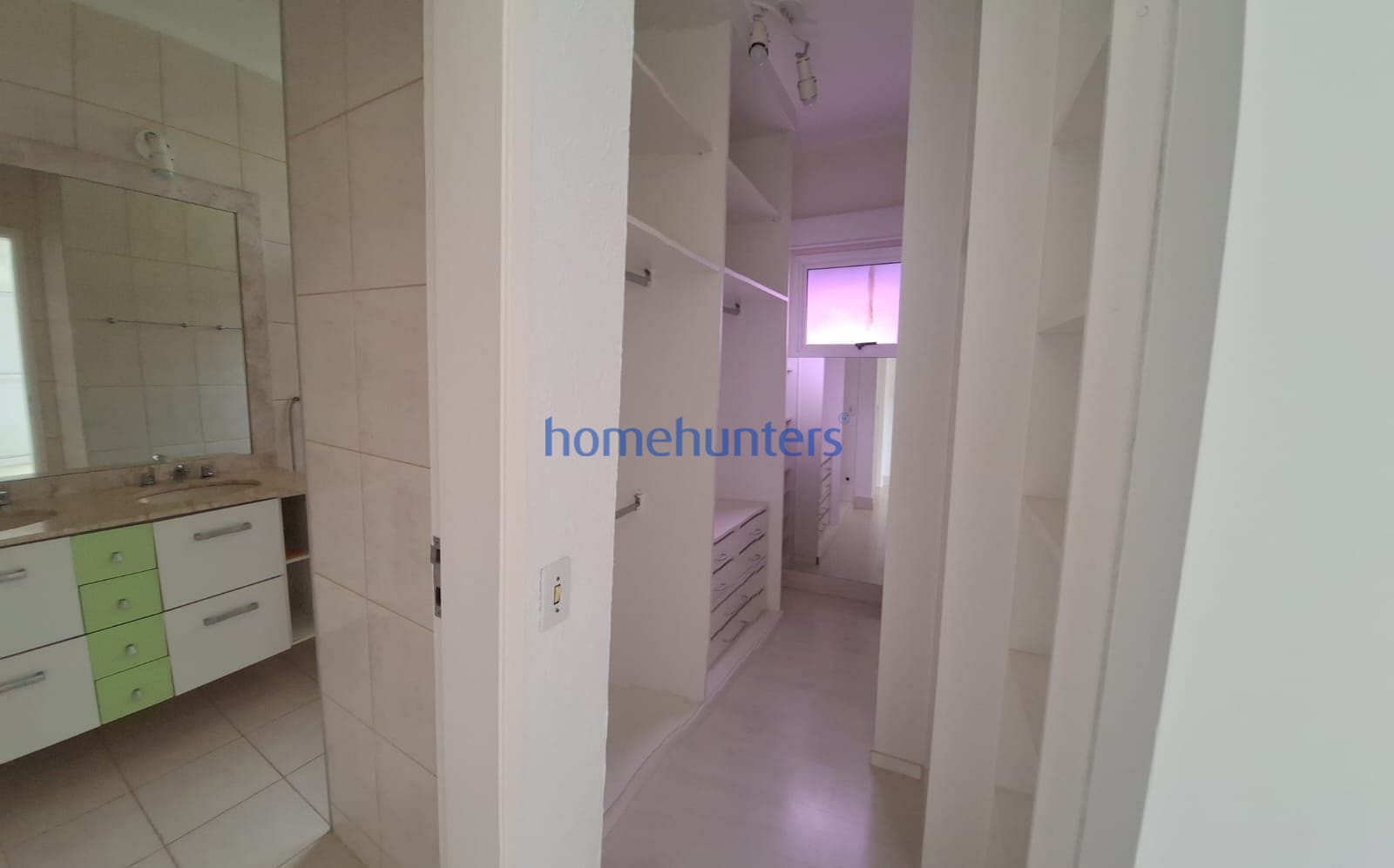 Casa à venda com 3 quartos, 264m² - Foto 16