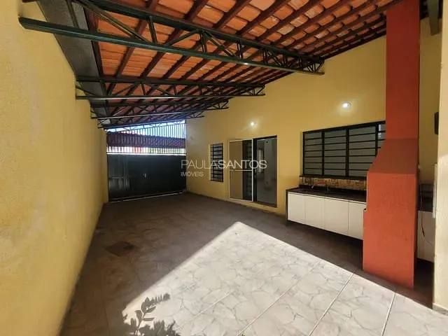 Sobrado com 375m² 6 quartos e 4 banheiros, à venda, no bairro Jardim Emília em Sorocaba