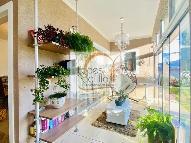 Casa com 1200m² 4 quartos e 4 banheiros, à venda, no bairro Condomínio Serra da Estrela em Atibaia