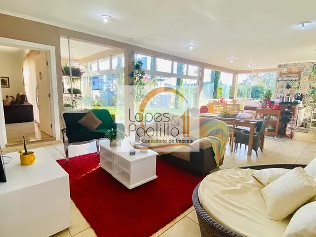 Casa com 1200m² 4 quartos e 4 banheiros, à venda, no bairro Condomínio Serra da Estrela em Atibaia