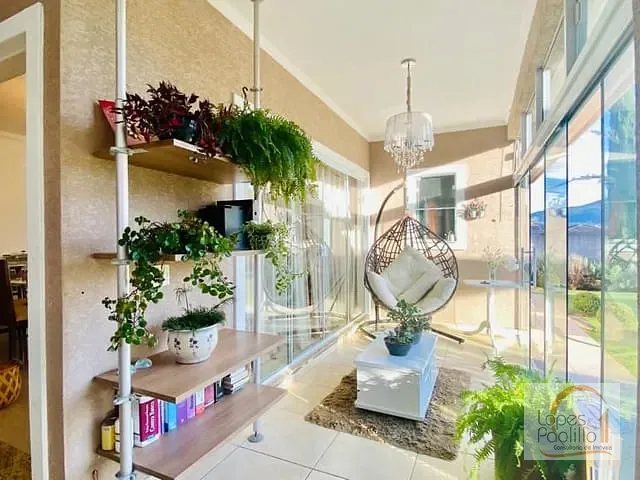 Casa com 1200m² 4 quartos e 4 banheiros, à venda, no bairro Condomínio Serra da Estrela em Atibaia