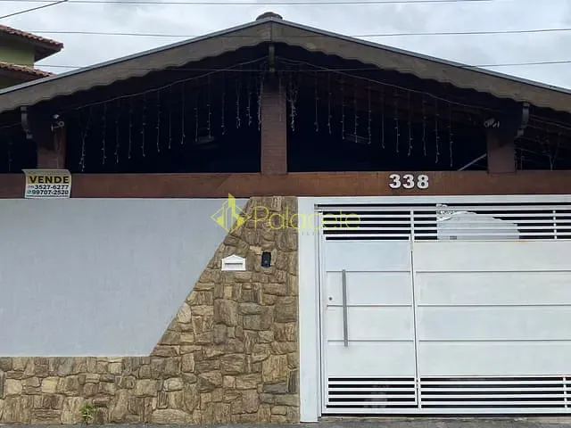 Casa com 300m² 5 quartos e 4 banheiros, à venda, no bairro Parque das Nações em Pindamonhangaba