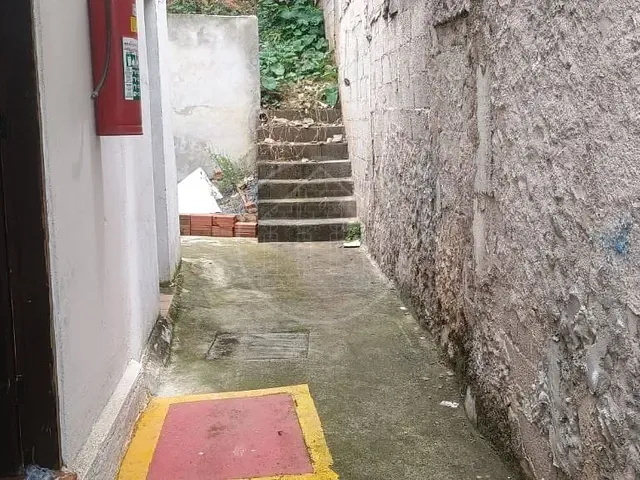 Casa com 260m² 2 quartos e 1 banheiro, à venda, no bairro Jardim Castro Alves em São Paulo