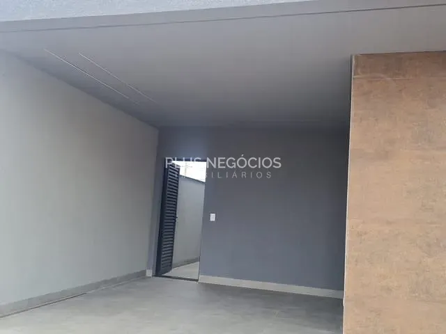 Casa com 250m² 3 quartos e 1 banheiro, à venda, no bairro Wanel Ville em Sorocaba