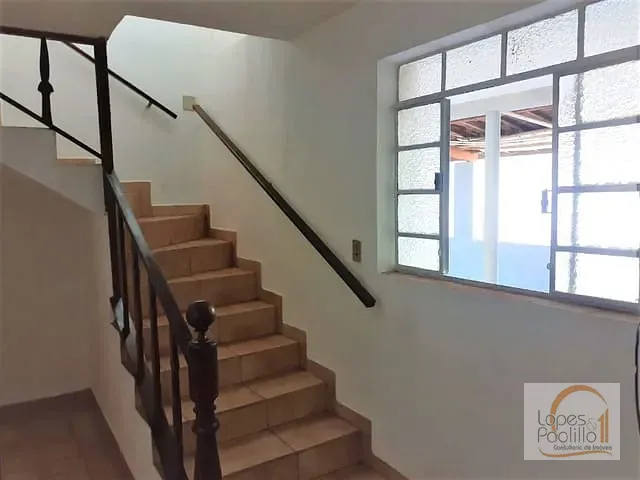 Casa com 300m² 3 quartos e 2 banheiros, à venda, no bairro Jardim das Cerejeiras em Atibaia