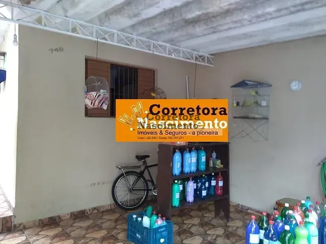 Casa com 168m² 2 quartos e 1 banheiro, à venda, no bairro Parque Santo Antônio em Jacareí