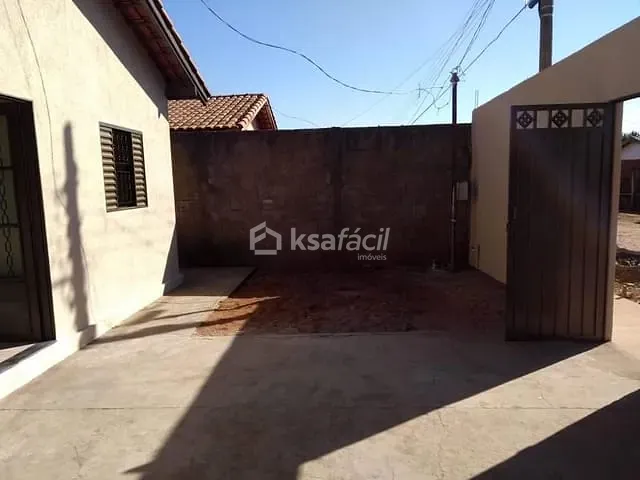 Casa com 200m² 2 quartos e 1 banheiro, à venda, no bairro Jardim Canguru em Campo Grande