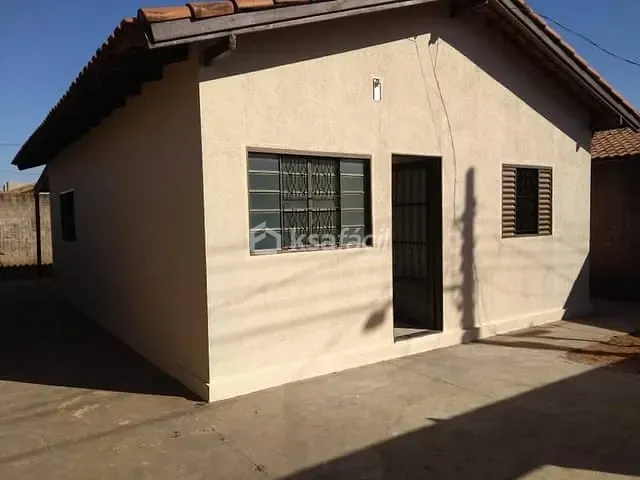 Casa com 200m² 2 quartos e 1 banheiro, à venda, no bairro Jardim Canguru em Campo Grande