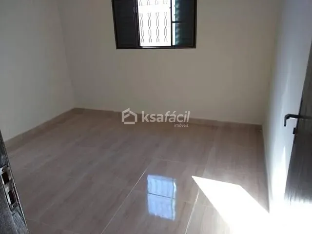 Casa com 200m² 2 quartos e 1 banheiro, à venda, no bairro Jardim Canguru em Campo Grande